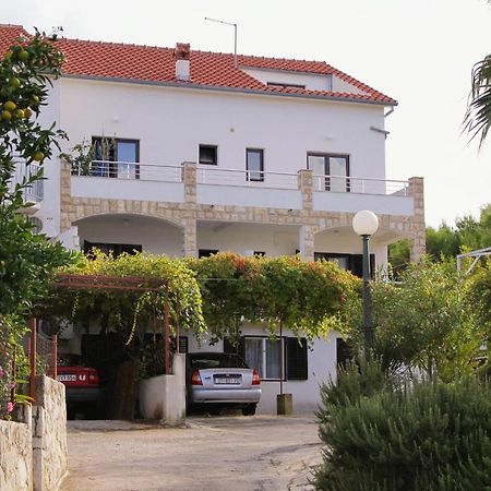 Apartment Jelsa 5703A Exterior photo