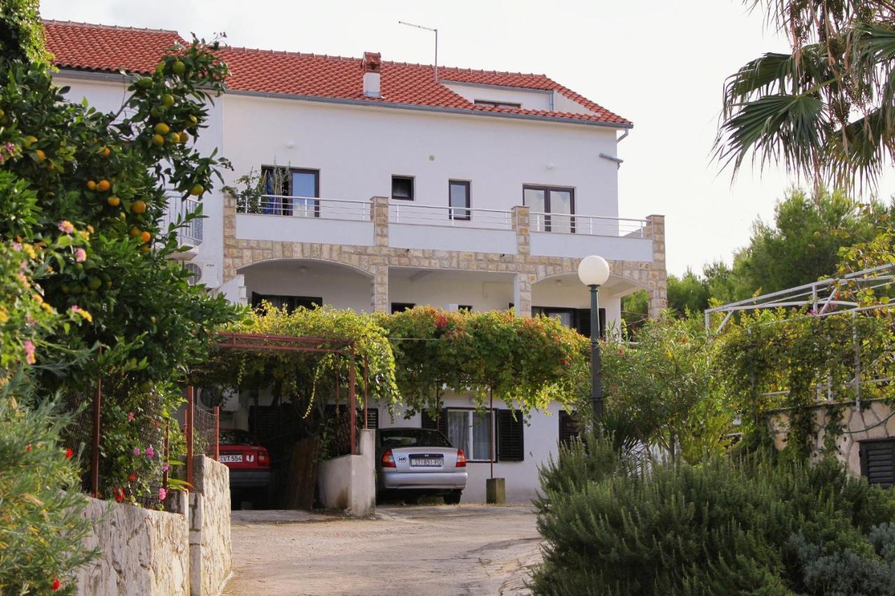 Apartment Jelsa 5703A Exterior photo